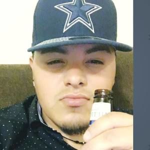 Meet your Posher, Americo